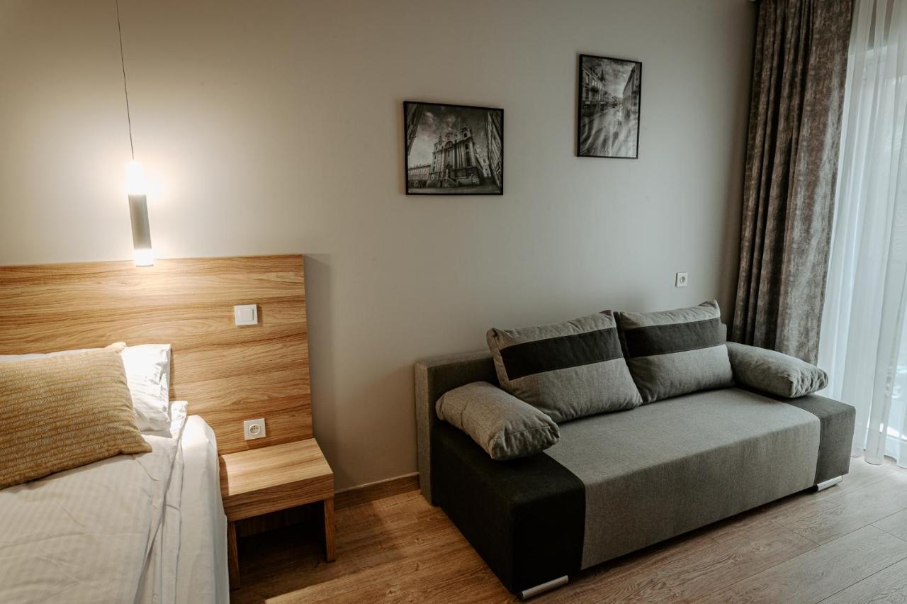 Apartamenty i Pokoje InforesPark Przemysl Bagian luar foto